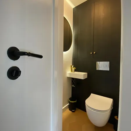 Cozy Wooden סופוט